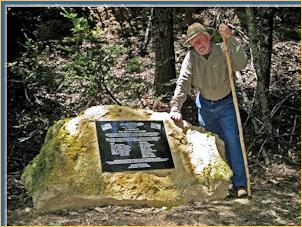 chrisnplaque20090627finalrest300
